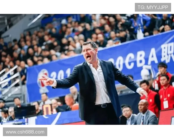 凯撒:球迷助威提升球队实力 忘掉胜利继续追求更高目标 凯撒:球迷助威提升球队实力 忘掉胜利继续追求更高目标